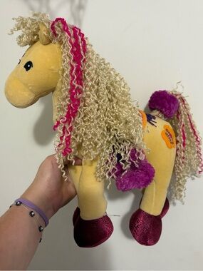 Groovy Girl Horse - Yellow with Pink and Purple Accents